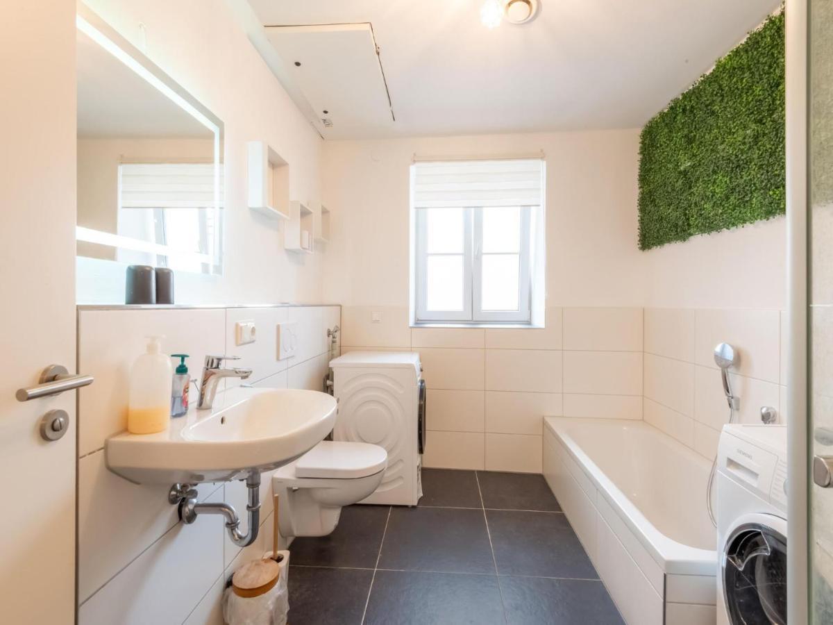 Apartment With Terrace In An Ideal Location Haunsheim Exteriör bild